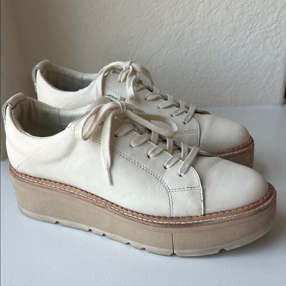 Dolce Vita Off-White and Beige Platform Sneakers